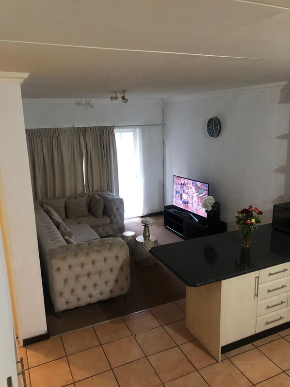 Apartment | Living area | TV - Inviting 3-bed Apartment in Edenvale (Edenvale)
