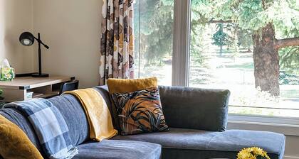 Cozy Inner City Home | Close to Downtown