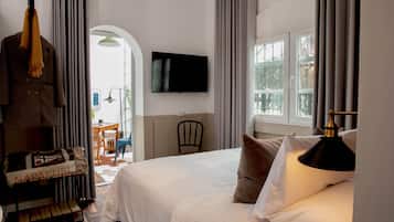 Decoración personalizada, muebles diferentes y escritorio