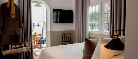 Individually decorated, individually furnished, desk, laptop workspace