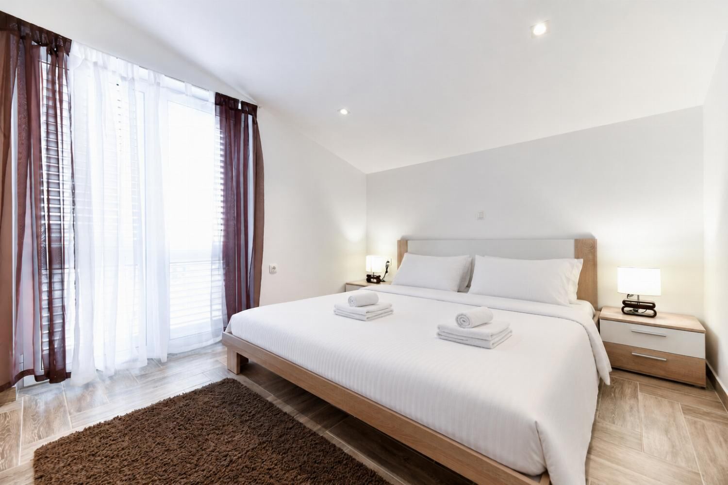 5 Schlafzimmer, Bügeleisen/Bügelbrett, WLAN, Bettwäsche