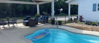 Brand New! Charming cottage, centrally located in Old Town Bay St. Louis.