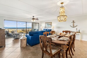 Dining - 219 Amelia by the Sea | 3 Bedroom Oceanfront Stunner, Second Floor Oceanfront 3 Bedroom Private Pier (Fernandina Beach)