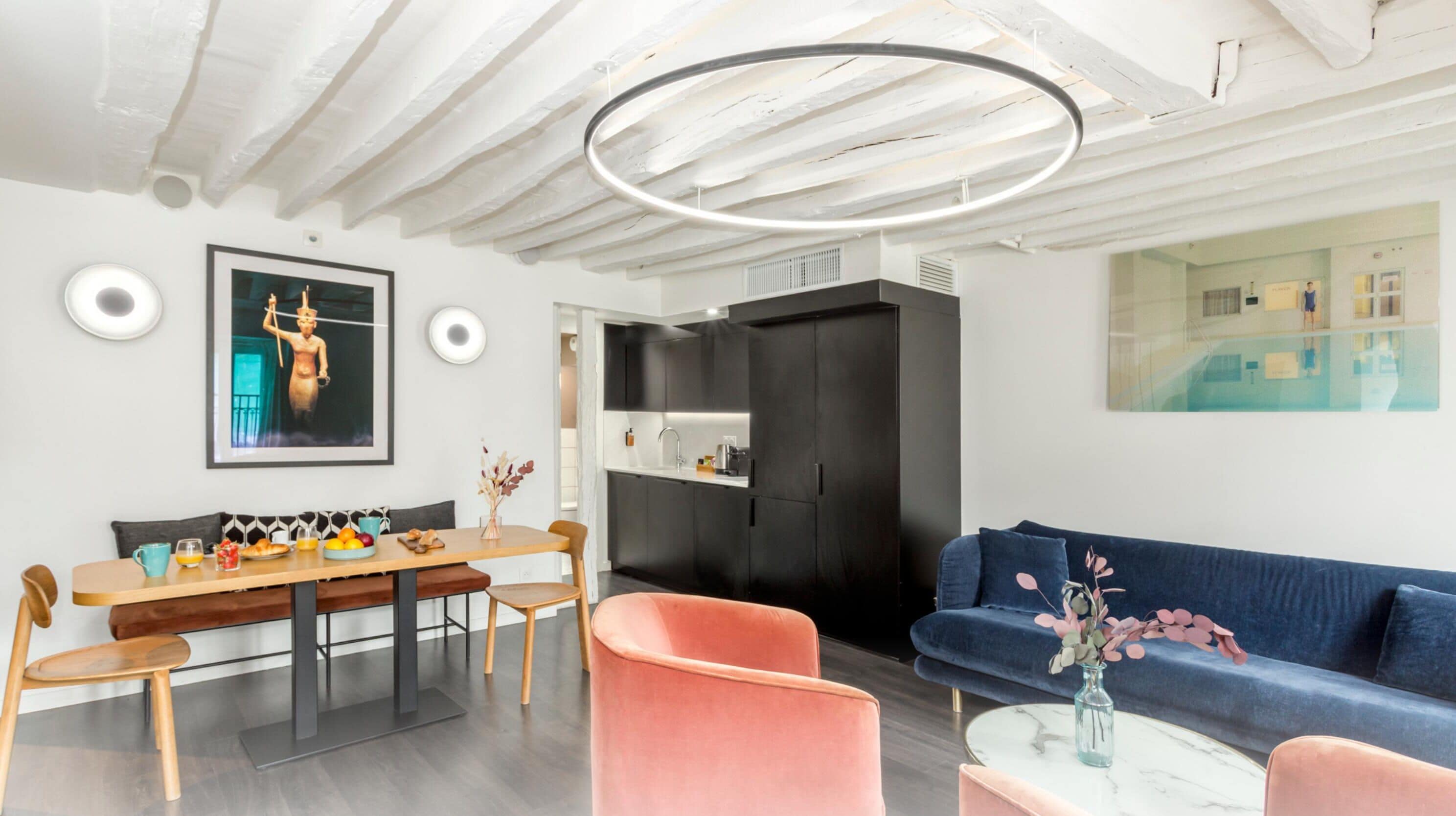 Nhà Duplex dành cho gia đình (53) | Màn/rèm cản sáng, bàn ủi/dụng cụ ủi quần áo 