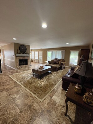 Living area - Spacious Split-Unit Home in Nassau Bay, Texas (Houston)
