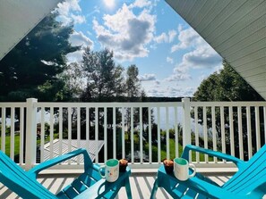 Property grounds - Rowing, Waterfront, Spa (Le Val-Saint-François Regional County Municipality)