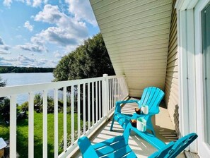 Property grounds - Rowing, Waterfront, Spa (Le Val-Saint-François Regional County Municipality)
