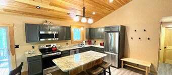 Cozy Cabin in S Bartlett Near North Conway