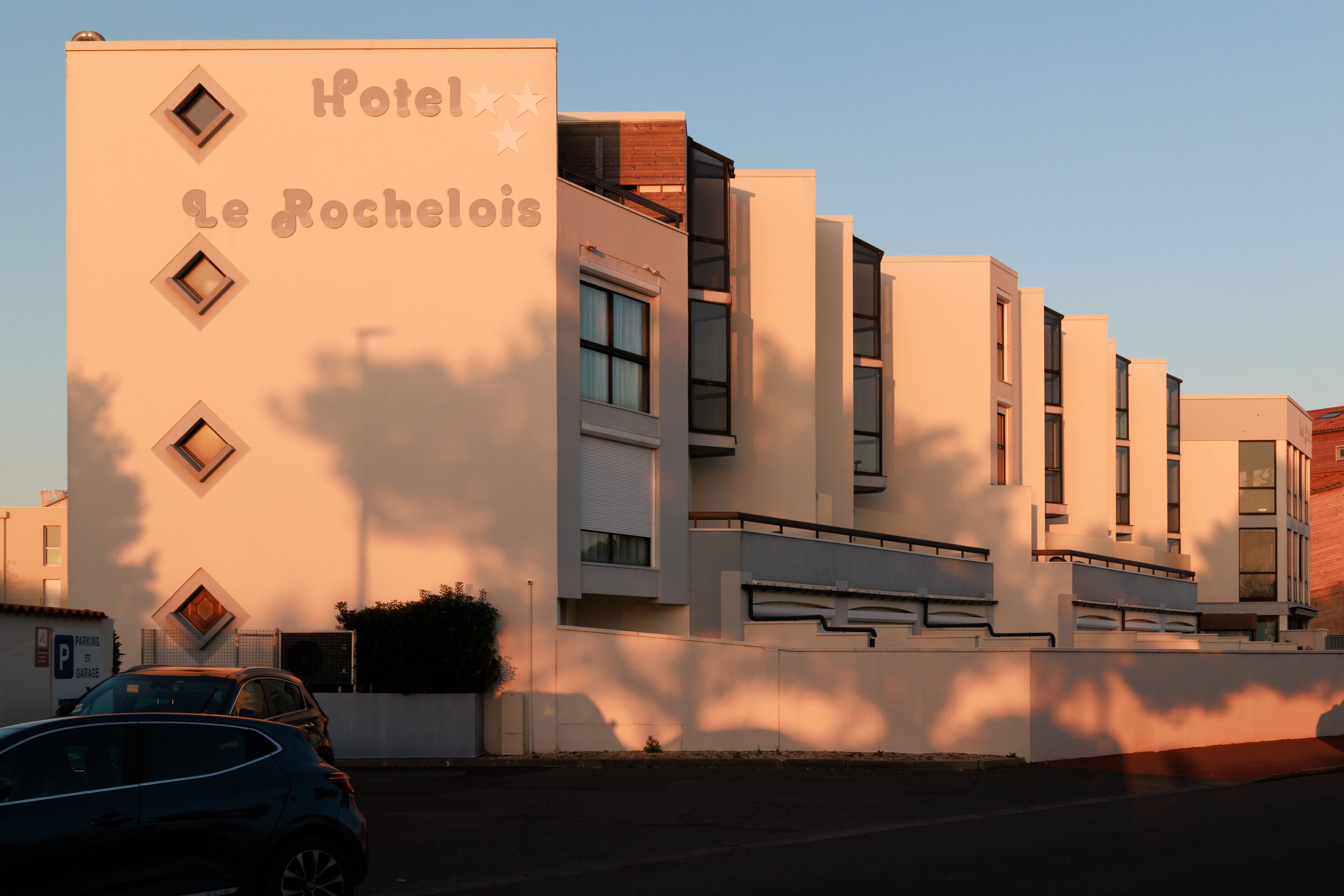 Foto - Logis Hôtel Le Rochelois