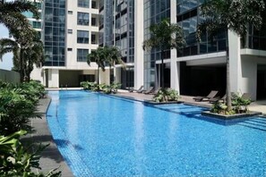 Indoor pool, outdoor pool