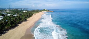 Villa Colon near beach and Top Attractions,  Wi-Fi