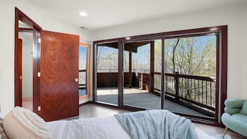 5 habitaciones, tabla de planchar con plancha y wifi gratis