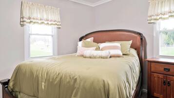 4 bedrooms, free WiFi, bed sheets