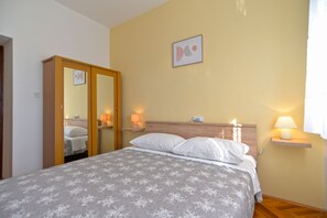 3 chambres, accès à Internet
