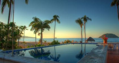Spacious one bedroom oceanfront apartment