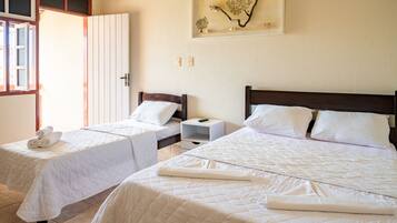 1 habitación, escritorio, wifi gratis y ropa de cama