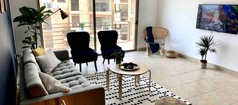 Modern & Central Apartment with Balcony in Abdoun