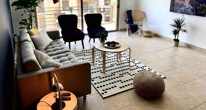 Modern & Central Apartment with Balcony in Abdoun