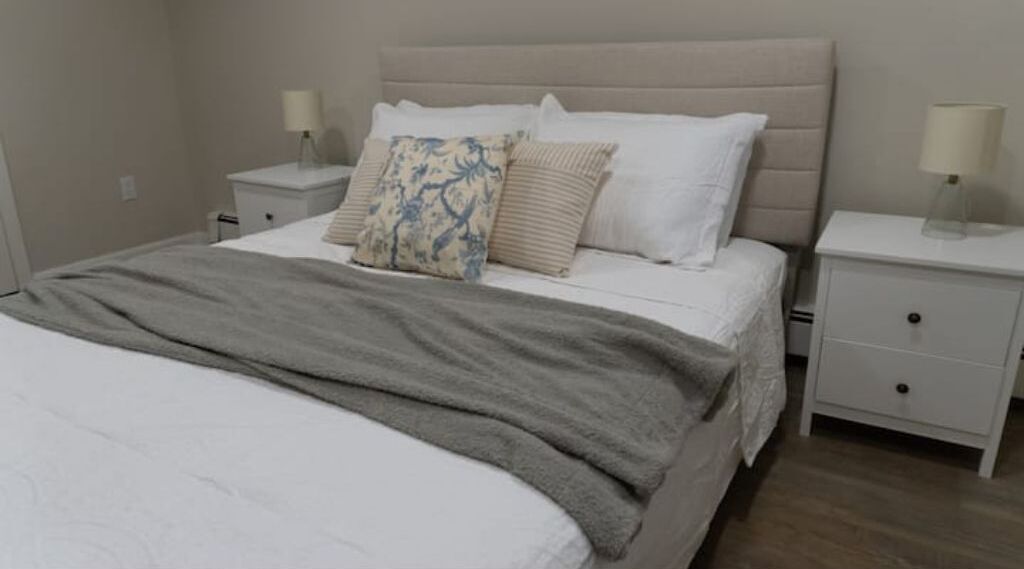 4 多间卧室、办公桌、熨斗/熨衣板、免费 WiFi