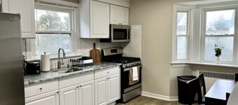 Spacious Home l King bed l Near RU l Near Hospital