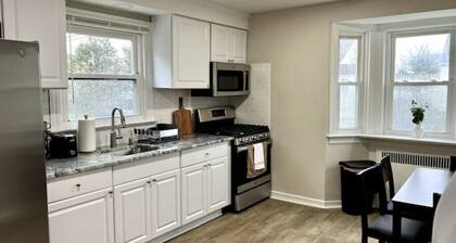 Spacious Home l King bed l Near RU l Near Hospital