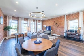 Smart-TV, Tischfußball