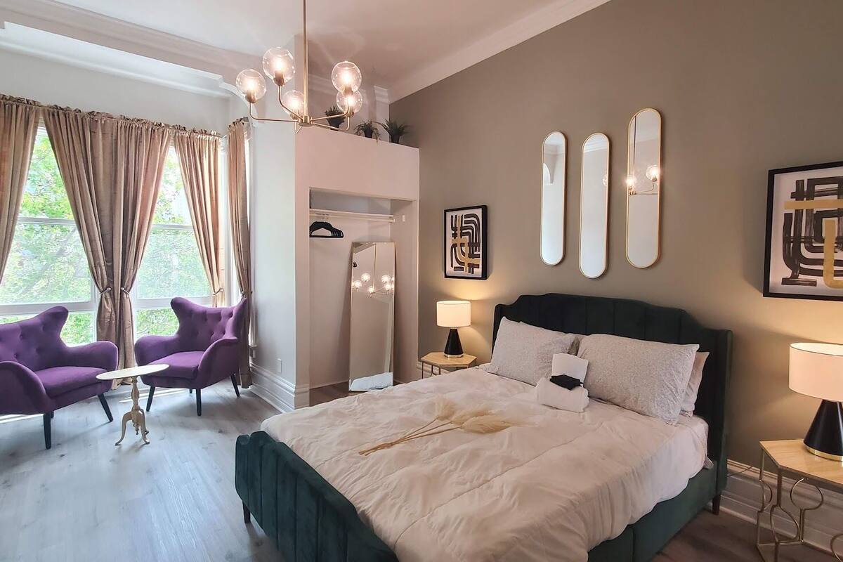 Economy Room | Desk, laptop workspace, iron/ironing board, WiFi (free)