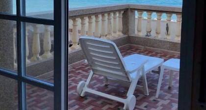 Beachfront 3 Bedroom Villa w/ Parking