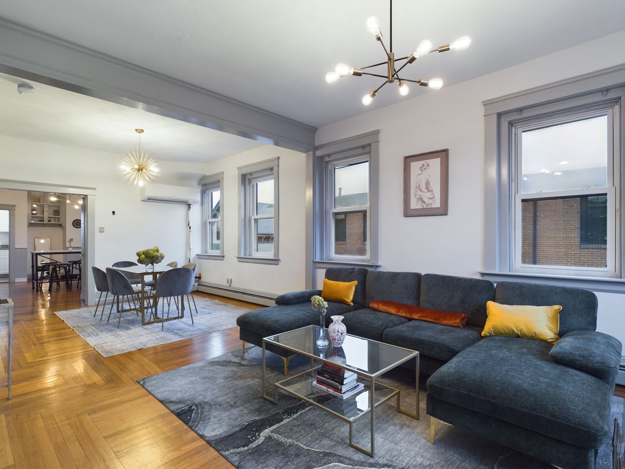 Dog friendly, stylish accommodations for up to 6 on Federal Hill in Providence.
