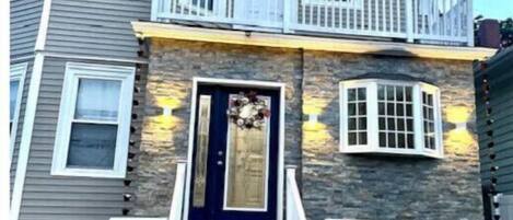 تفاصيل الفندق من الخارج