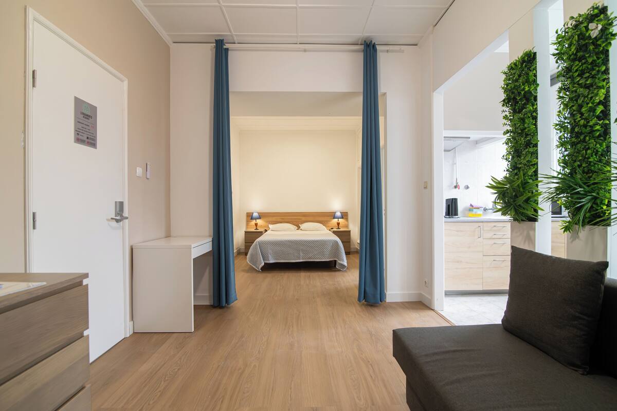 Doppia Standard | Ferro/asse da stiro, Wi-Fi gratuito