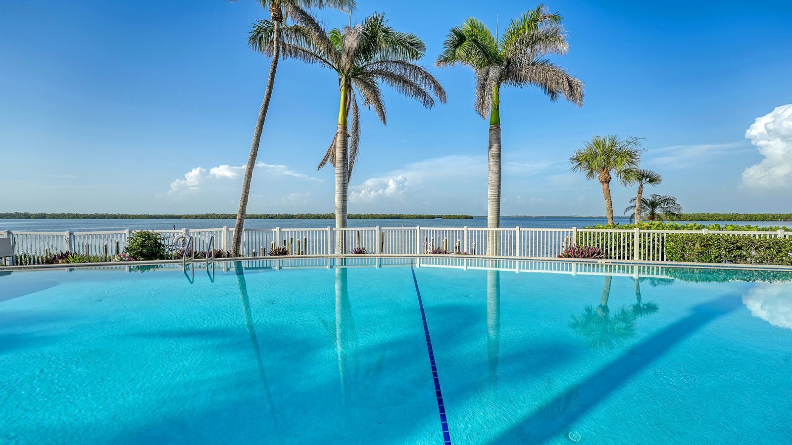 室外泳池、暖水池