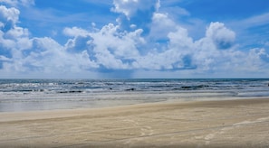On the beach - Beachfront Bliss Crescent Sandpiper 232 (St. Augustine)