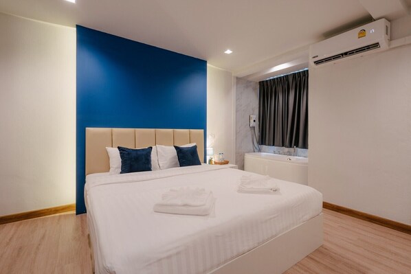 1 bedroom, free WiFi, bed sheets - Blue Rabbit Phuket (Phuket)