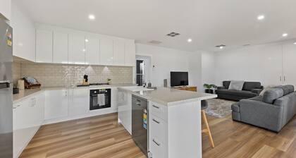 Rosella Retreat short walk to Lake Mulwala and the main street of Yarrawonga
