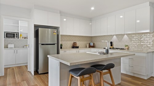 Rosella Retreat short walk to Lake Mulwala and the main street of Yarrawonga