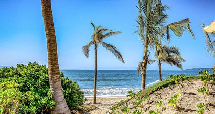 Updated condo with sweeping views, pools, fitness room, balcony, W/D, and AC