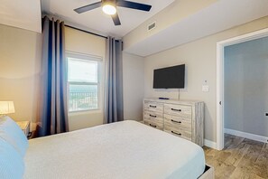 1 bedroom, internet, bed sheets
