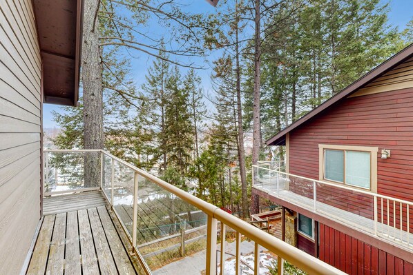 Property grounds - Dog-friendly condo near beach with lake views, hot tub, sauna, pool, dock, grill (Whitefish)