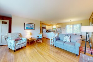 تلفزيون، مشغل دي في دي، كُتُب