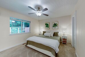 3 Schlafzimmer, Bügeleisen/Bügelbrett, Internetzugang, Bettwäsche