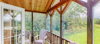 Dog-friendly houses close to Seneca Lake with firepit, deck, & washer/dryer