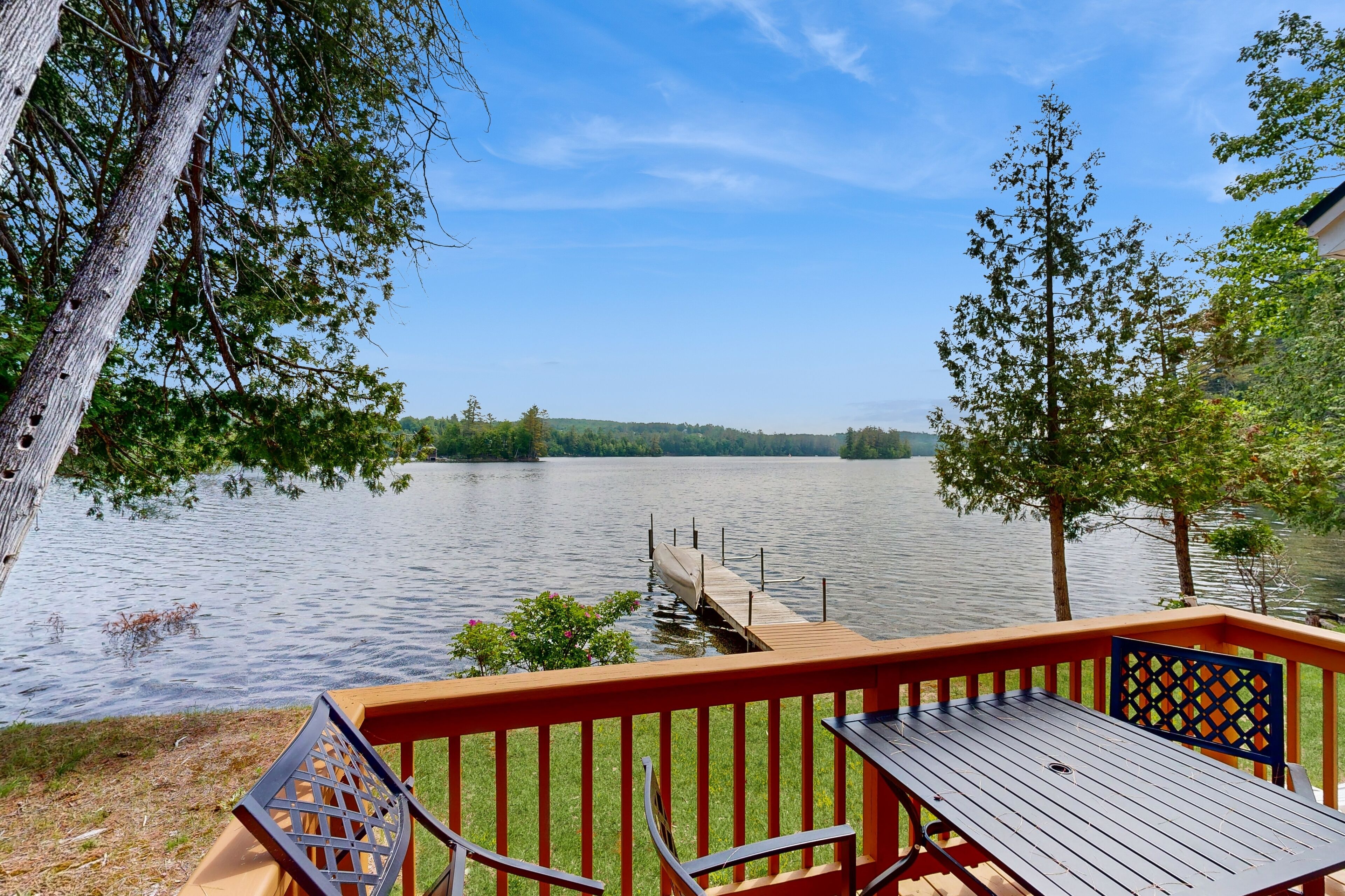 المنطقة المحيطة بالمنشأة