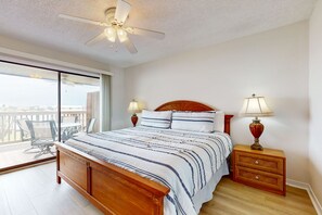 3 chambres, lit parapluie, accès Internet, draps fournis