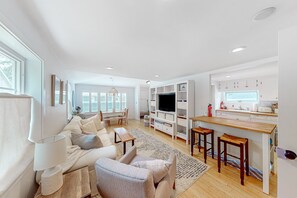 TV, DVD player - Quintessential lakeside cottage with swimming, picnic tables, & mountain view (Meredith)