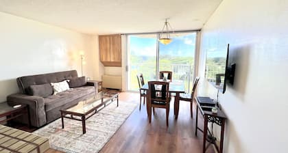 Incredible View in Hilo - Pool, A/C, #708