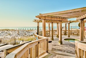 Property grounds - Renovated Beachfront Condo with Sensational Views! (Destin)