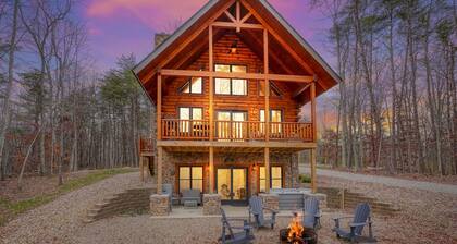 White Tail Ridge: Hot tub, Arcades, Fire pit, + WALK to #1 hike: Old Mans Cave!