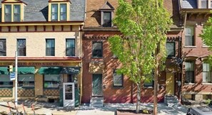 Exterior - Historic Deutschtown Row House (Pittsburgh)
