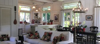 Private well appointed cottage, steps from beach